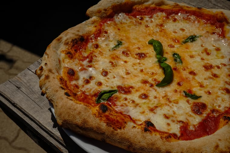 Aranycica pizza – Siklós
